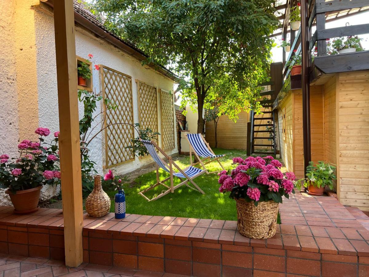 Victoria Gasthaus Rasnov - Charming Vacation House In Rasnov Экстерьер фото