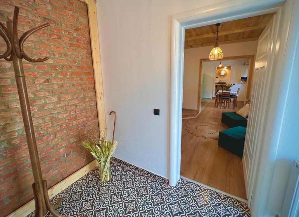 Victoria Gasthaus Rasnov - Charming Vacation House In Rasnov Экстерьер фото