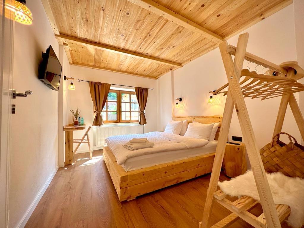 Victoria Gasthaus Rasnov - Charming Vacation House In Rasnov Экстерьер фото